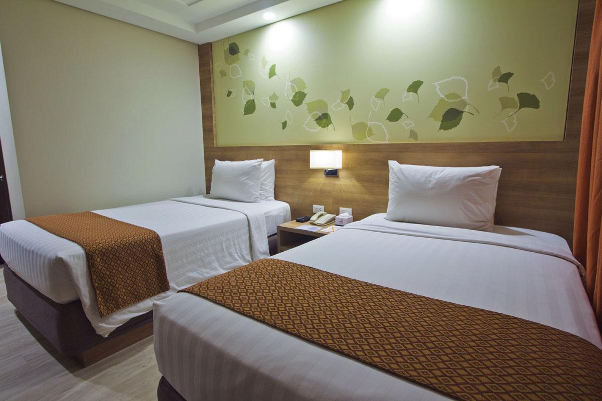 Crown Regency Hotel Makati Makati City Extérieur photo