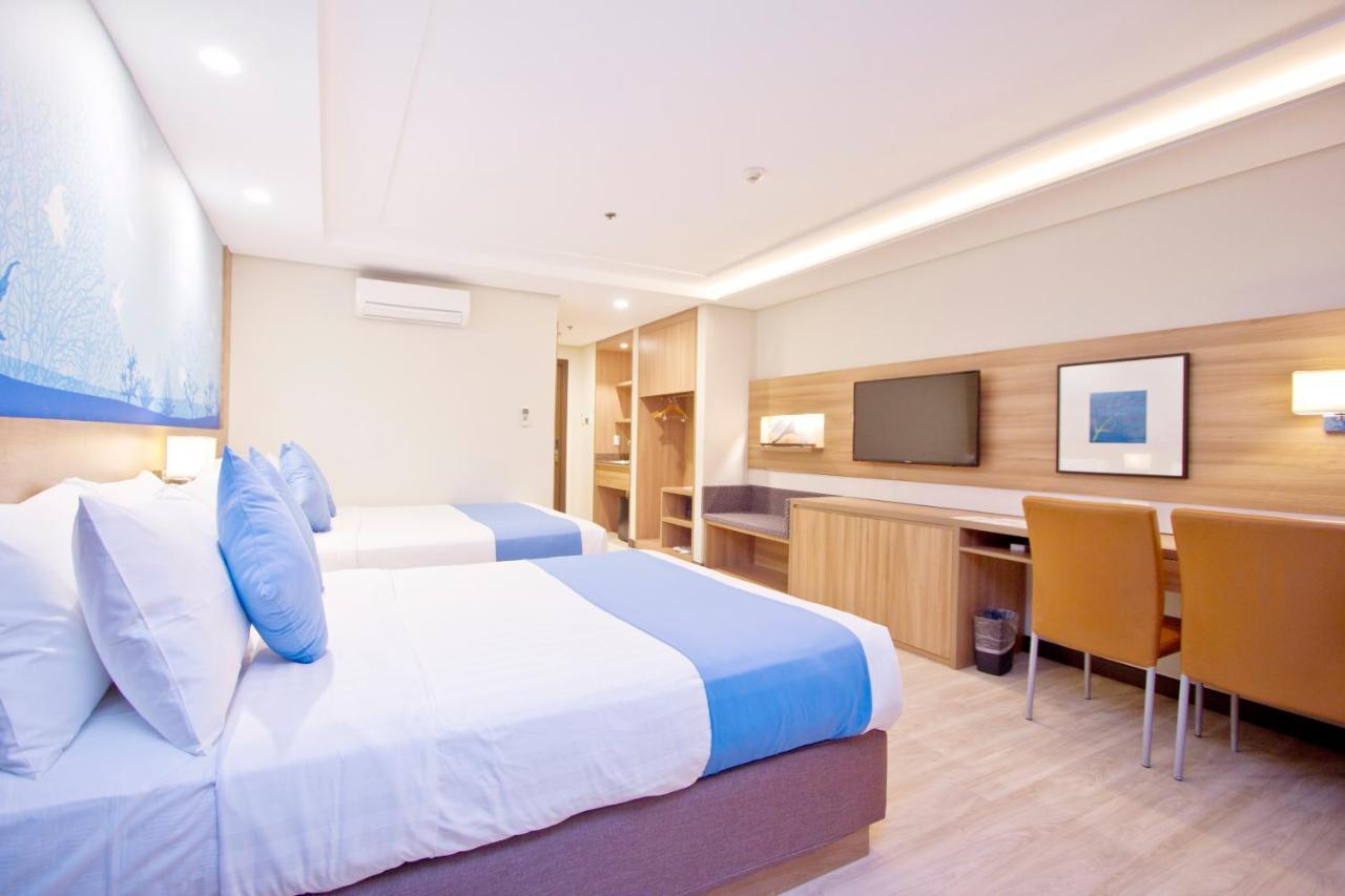 Crown Regency Hotel Makati Makati City Extérieur photo