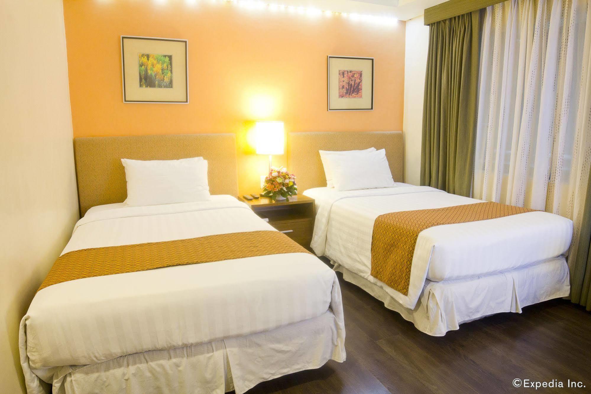 Crown Regency Hotel Makati Makati City Extérieur photo