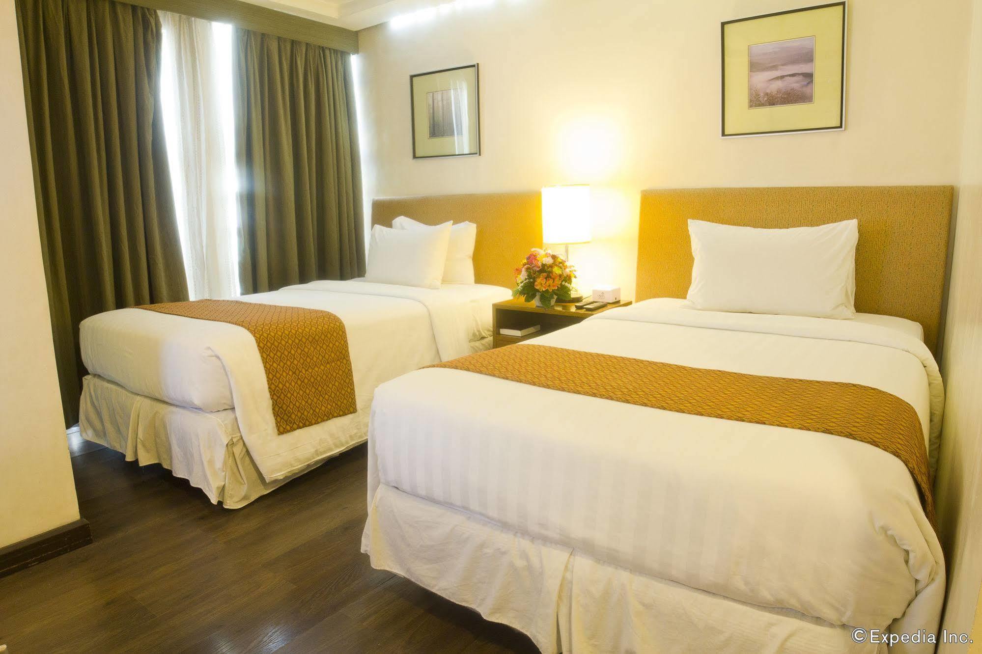 Crown Regency Hotel Makati Makati City Extérieur photo